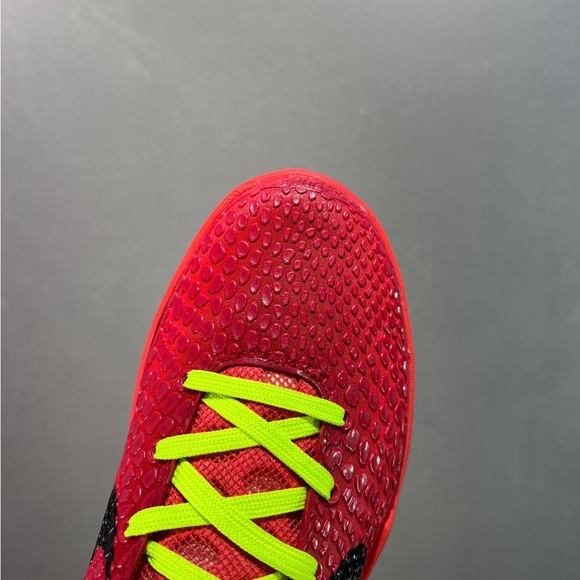 Nike Zoom Kobe 6 Protro Sneakers - Picture 4 of 8